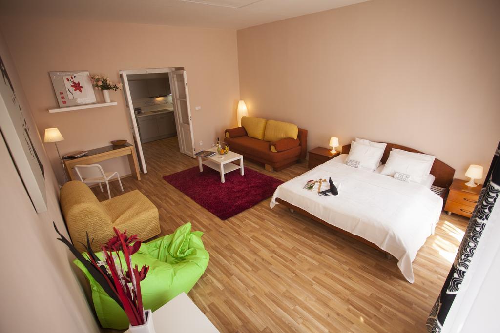 Lidicka Apartment ปราก ภายนอก รูปภาพ